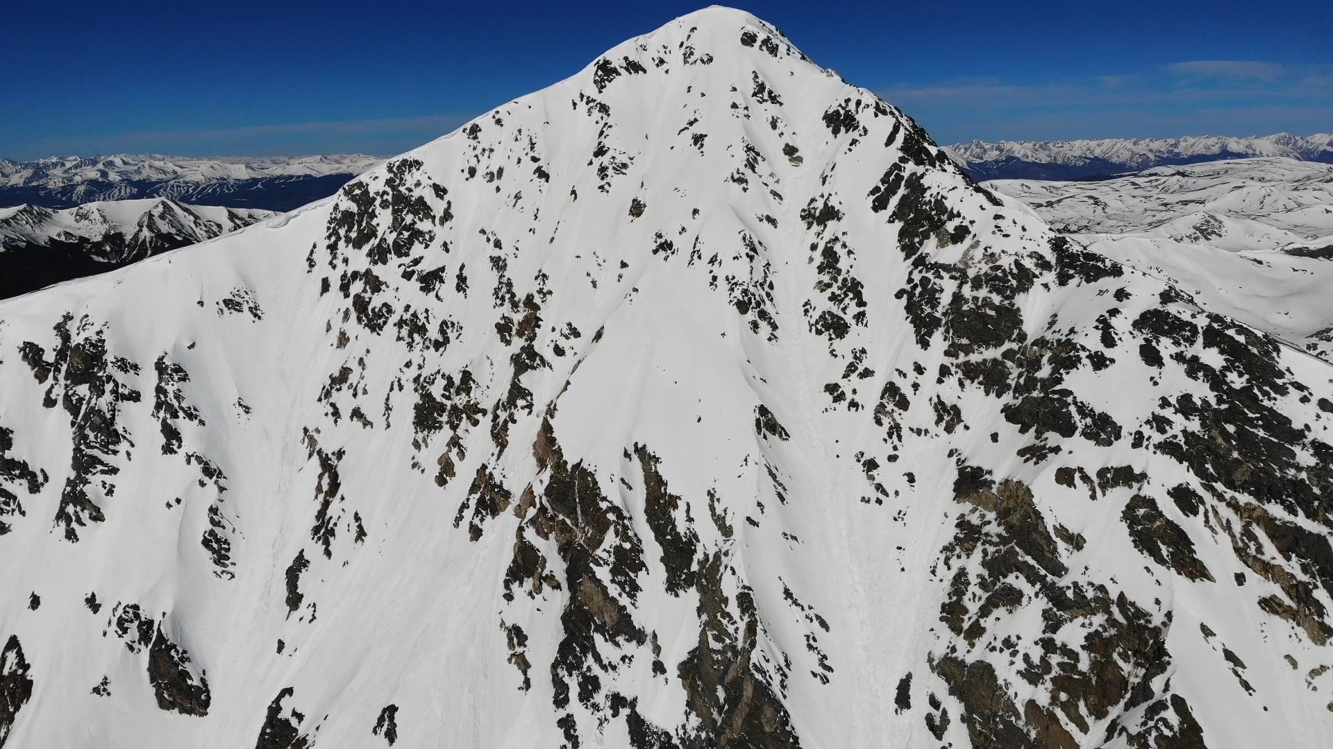 How to Responsibly Fly a Drone While Hiking - By Mickey Martin aka The Virtual Sherpa